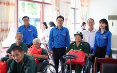 Tuổi trẻ Thành phố Hồ Chí Minh tri ân các thương binh, người có công tại Trung tâm Long Đất