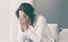 Bà mẹ U60 xấu hổ bật khóc: "Nếu tôi biết cốc sữa chua hôm ấy có ý nghĩa thế nào với keo nha cai com truc tiep bong da thì mọi chuyện có lẽ đã khác"