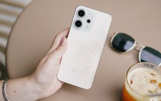Thiết bị công nghệ đại chúng xuất sắc: Cuộc đua "tam mã" khốc liệt giữa 3 ông lớn di động