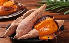 Nên mua khoai lang củ thon dài hay tròn mập? Người sành ăn chỉ mua một loại