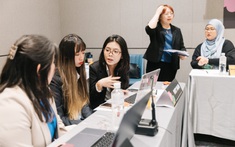 Từ giảng đường đến APEC:  Hành trình hội nhập quốc tế của sinh viên HUFLIT