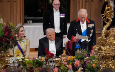 Donald Trump ngồi cạnh Vương phi Kate tại quốc yến: Lời khen “xinh đẹp đến rụng rời” gây bão truyền thông
