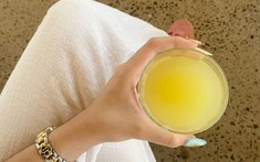 6 loại đồ uống dân dã nhưng là "nước thần" cho phụ nữ tiền mãn kinh: Đốt mỡ, cân bằng nội tiết tố, trẻ hoá ngoại hình