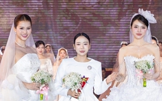 Á hậu Hương Ly, á hậu Hạnh Nguyên đẹp rạng rỡ khi diện váy cưới tại "Vietnam Iconic Runway"