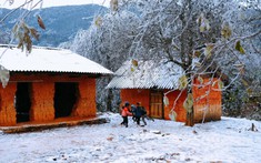 Lào Cai: Đề xuất xây dựng hệ thống tạo tuyết nhân tạo để phát triển du lịch băng tuyết trở thành sản phẩm độc đáo, duy nhất của Việt Nam