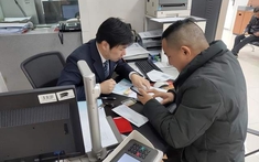 Chưa từng vay nợ, đến thẻ tín dụng còn không dùng, người đàn ông chết sững nhận thông báo: "Anh có khoản nợ xấu 483 triệu đồng"