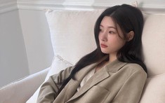 Mỗi tháng đều đặn mua 4 chỉ vàng nhưng ai cũng can: Sống thế này quá khổ!