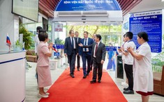 Tiết lộ bệnh viện mắt được Bộ trưởng Bộ Y tế Liên Bang Nga ghé thăm: Điều trị Nhãn khoa công nghệ cao ngay trên đất Việt!