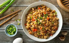 Cơm rang ngon chưa từng thấy nếu biết tận dụng 1 nguyên liệu 'thừa' này