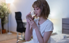 Uống bong da truc tiep xoi lac biết thận khỏe hay yếu: BS cảnh báo người có chức năng thận kém sẽ gặp phải bất thường khi uống bong da truc tiep xoi lac