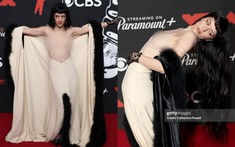 Nữ ca sĩ làm điều ái ngại này trên thảm đỏ VMAs 2025