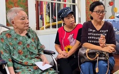 Nữ nghệ sĩ 80 tuổi bệnh nặng phải có người cõng đi tắm: Đàn em đưa 5 triệu đồng