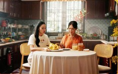 Yêu mẹ lắm, chỉ là… gà luộc hơi nhiều: Câu chuyện bàn ăn ngày Tết khiến Gen Z đồng cảm sâu sắc