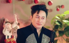 Tùng Dương bay từ Hà Nội vào TP.HCM, gần 2 giờ sáng làm một việc