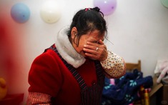 Gửi tiết kiệm 3,4 tỷ/5năm, tới lúc rút thì ngân hàng thông báo phải đóng thêm 25 năm nữa: "Lúc đó nhận 26 tỷ"