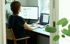 Tới năm 40 tuổi tôi mới bớt tiêu tiền nhờ làm 3 việc này