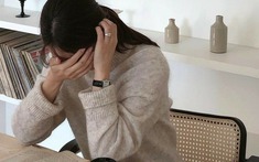 Càng cuối năm càng nghèo