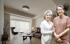 Cặp vợ chồng 70 tuổi sở hữu căn hộ gây sốt mạng xã hội: Chỉ riêng phòng khách đã được sao chép hàng loạt vì quá tinh tế