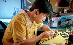 Gửi về nhà 33 triệu/tháng, người con chết lặng phát hiện sự thật về khoản tiền hơn 1,1 tỷ đồng trong suốt 3 năm