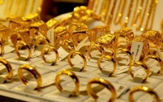 Vàng lên 19 triệu/chỉ, người mua lâu năm thường chỉ làm một việc