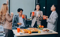 Cách dân công sở “bật chế độ” chuẩn bị đón Tết khi kỳ nghỉ cận kề