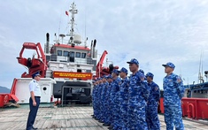 Tàu CSB 9003 lên đường thực hiện nhiệm vụ trực sẵn sàng chiến đấu dịp Tết nguyên đán Bính Ngọ 