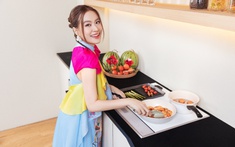 Sản phẩm “Nhìn lại” 30 năm rực rỡ của Hoàng Thùy Linh ra mắt vào dịp Tết Nguyên Đán