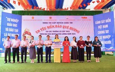 Gieo mầm yêu nước từ biển, đảo