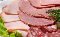 Chuyên gia cảnh báo nguy cơ ung thư từ phụ gia có mặt trong những thực phẩm quen thuộc như tương cà, đồ muối và cả kem đánh răng