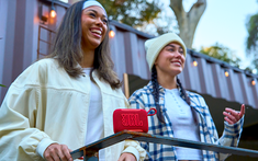 Loa mini thành mood accessory: JBL Go 5 cân bằng đèn decor và bass thế nào?