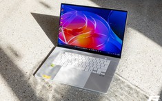 Trên tay một trong những chiếc laptop đầu tiên chạy nền tảng RTX Spark, giá gần 200 triệu đồng