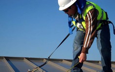 Lao động trẻ lần đầu làm việc trên cao: Ba thứ phải có trước khi leo giàn giáo
