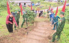 Tuổi trẻ Đồn Biên phòng Tân Thanh: Góp sức dựng xây từ những vườn hồng biên cương