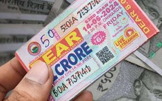 Người đàn ông trúng độc đắc 64 tỷ đồng nhờ chọn 2 bộ số 8622 và 5765