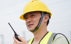 Vì sao máy bộ đàm không liên lạc được xa?