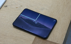 Mua iPhone Duo giá từ 64,99 triệu đồng, lỡ nứt màn hình thì sửa hết bao nhiêu tiền?