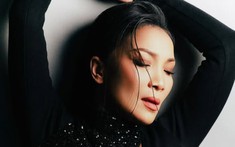 Nữ ca sĩ SN 1978 lấy chồng 2 quyền lực nói thẳng về việc "ăn mày dĩ vãng"