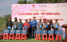 Trung ương Đoàn phối hợp Amway Việt Nam tổ chức “Xuân Biên giới - Tết biển đảo” lan tỏa yêu thương nơi tuyến đầu Tổ quốc