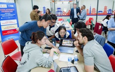 Xét học bổng sớm, chủ động lựa chọn môi trường đại học song ngữ - quốc tế