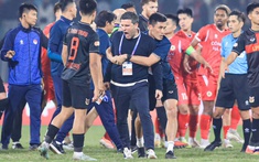 Phản ứng trọng tài, HLV Ninh Bình FC nhận án phạt nặng
