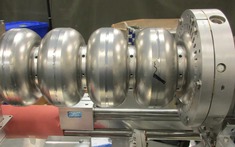 “Lò vi sóng khổng lồ” biến rác thải phóng xạ tuổi thọ 10 vạn năm thành nguồn điện sạch