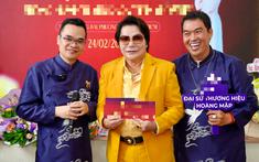 Đầu năm mới, hàng loạt nghệ sĩ tới chúc mừng Hoàng Mập