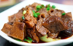 3 phần thịt lợn bị cảnh báo “tiềm ẩn rủi ro”, bác sĩ nhắc nên hạn chế ăn nếu không muốn rước họa vào thân