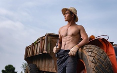 Nam vương Toàn cầu Danh Chiếu Linh nhận chức vụ mới