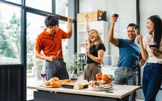 Bí kíp “giải lời nguyền” uể oải hậu Tết, bắt nhịp cuộc sống công sở hừng hực