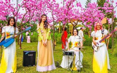 Thí sinh từng gây sốt với chiều cao khủng tại The Voice Kids tái xuất bằng MV “Hương Tết quê nhà”