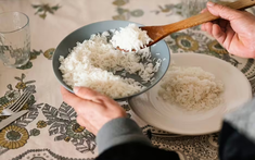 Người mắc đái tháo đường type 1 chia sẻ 3 cách “xử lý” cơm giúp hạn chế tăng đường huyết