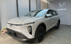 Gia đình Việt tiết kiệm cả trăm triệu đồng khi "chốt kèo" VinFast VF MPV 7 trước Tết