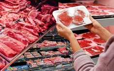 Mẹo "vàng" khi mua thịt đóng khay trong siêu thị, dân sành luôn nhìn 3 chỗ này