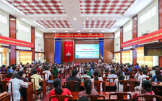 P&G Việt Nam trao học bổng cho 150 tấm gương hiếu học tại TP.HCM